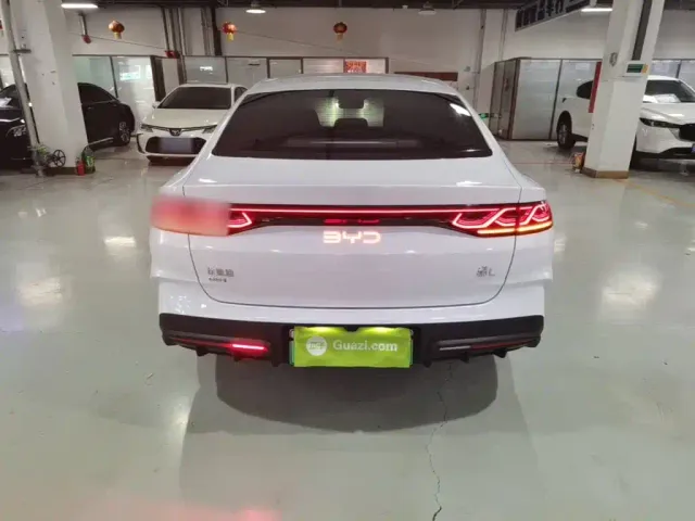 BYD Qin L — Фото автомобиля 5