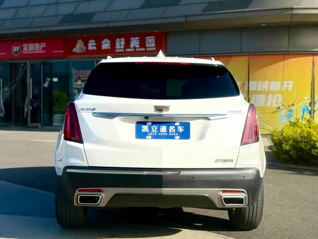 Cadillac XT5 — Фото автомобиля 5