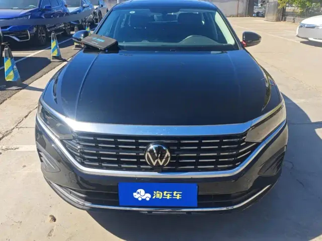 Volkswagen Passat — Фото автомобиля 2