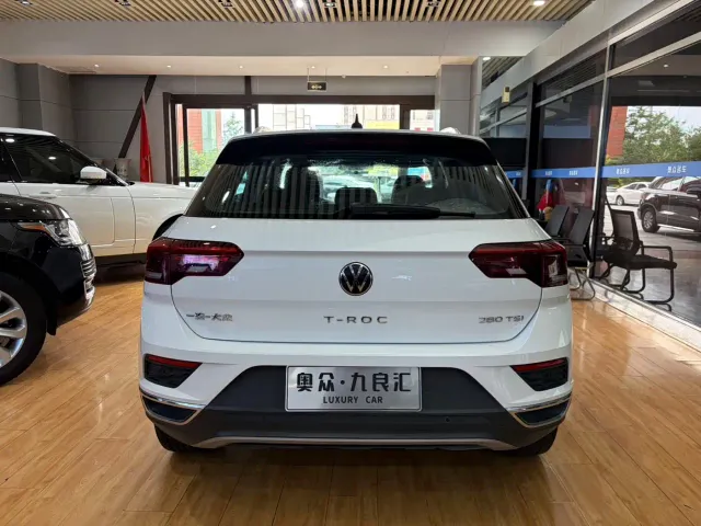 Volkswagen T-Roc — Фото автомобиля 5