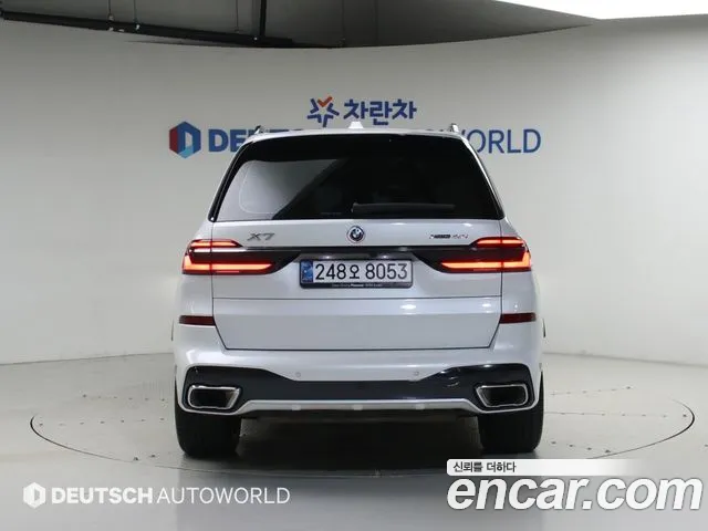 BMW X7 — Фото автомобиля 4