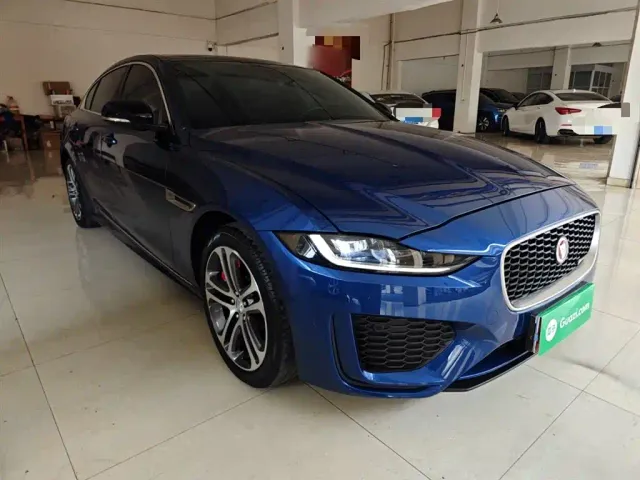 Jaguar XEL — Фото автомобиля 3