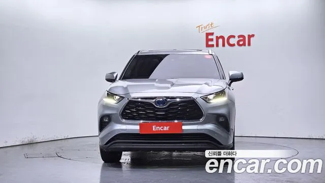 Toyota Highlander — Фото автомобиля 3