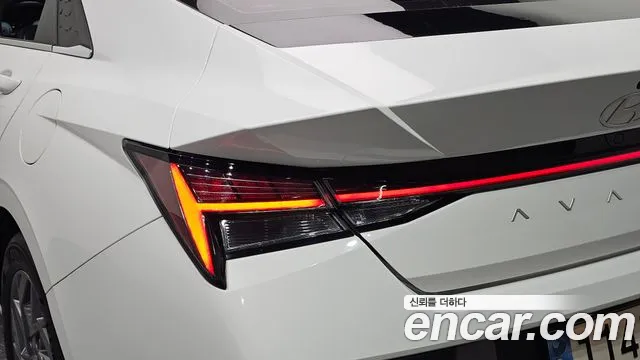 Hyundai Avante — Фото автомобиля 8
