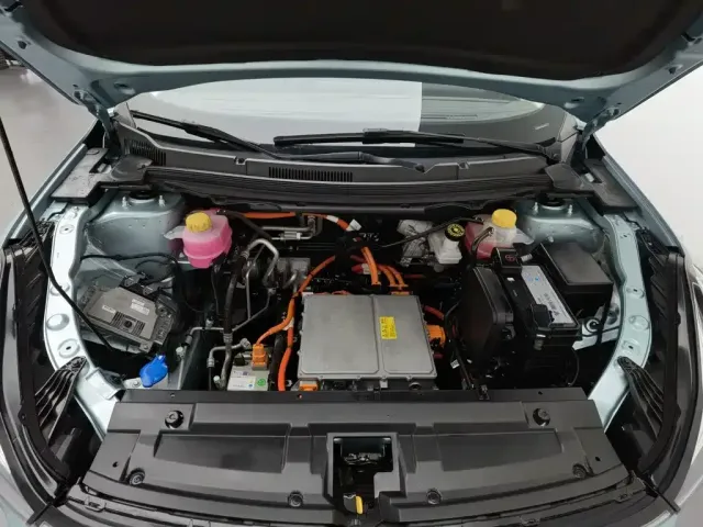 Nezha Auto Neta U 2022 Smart 500 LFP — Фото автомобиля 6