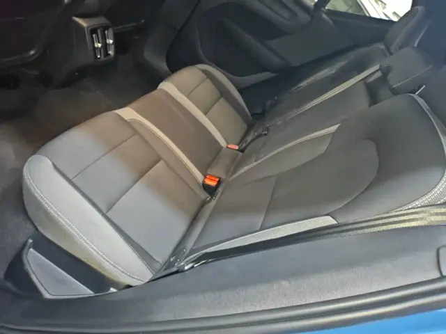 Volvo XC40 — Фото автомобиля 16