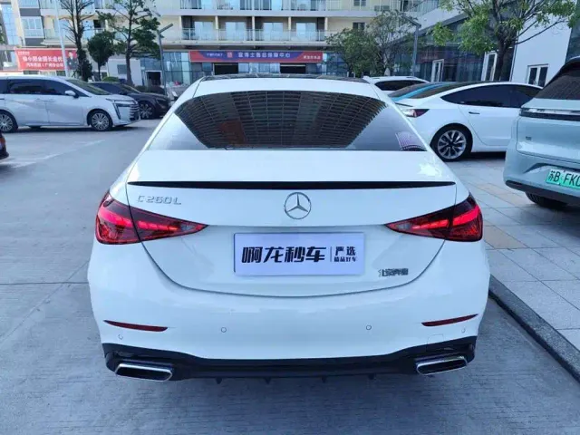 Mercedes-Benz C-Class — Фото автомобиля 8