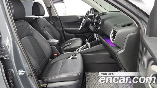 Hyundai Venue — Фото автомобиля 26