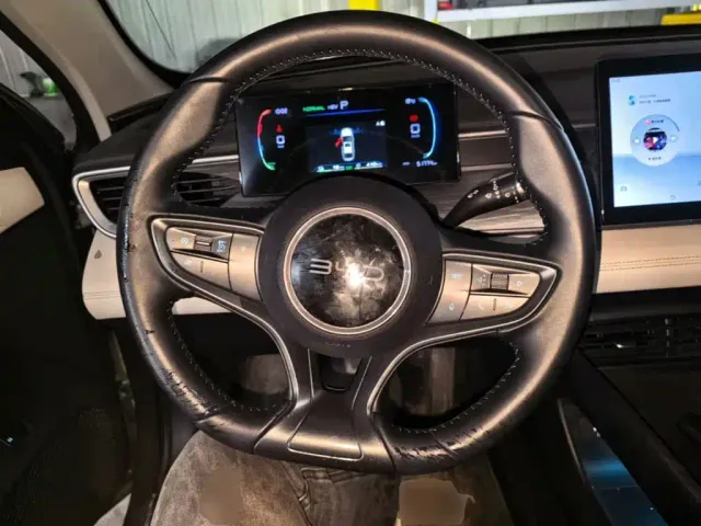 BYD Seal 05 DM-i — Фото автомобиля 10