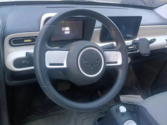 Wuling Hongguang Mini EV — Фото автомобиля 15