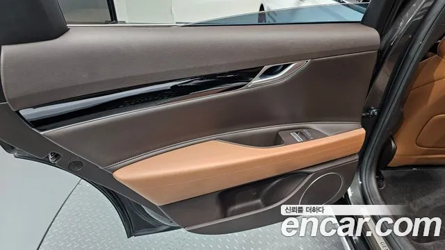 Genesis G80 Бензин 3.5 турбо AWD — Фото автомобиля 22