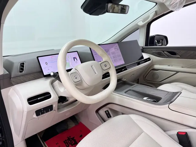 Wey Alpine — Фото автомобиля 14