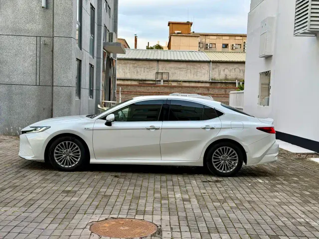 Toyota Camry — Фото автомобиля 4