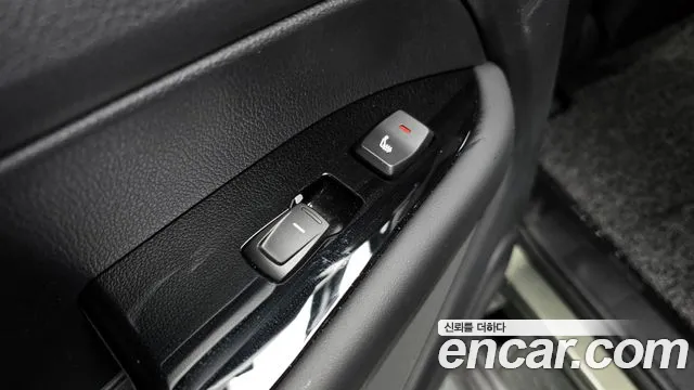 KG_Mobility_Ssangyong Rexton Новый Rexton Sport Khan Дизель 2.2 4WD — Фото автомобиля 19