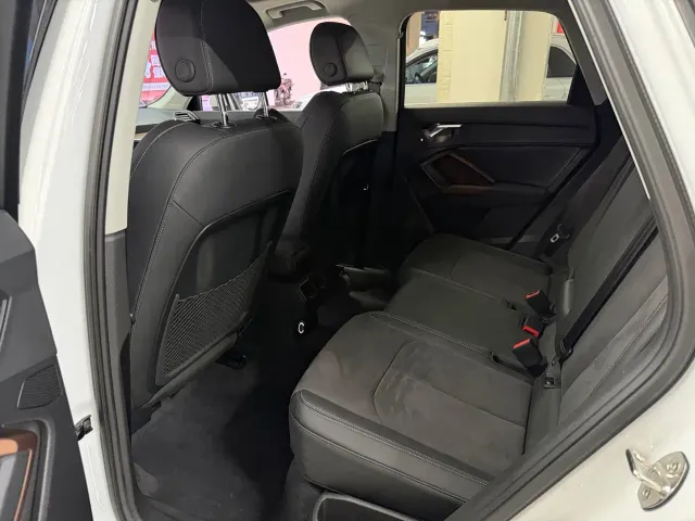 Audi Q3 — Фото автомобиля 14