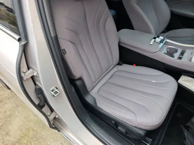 Roewe Roewe M7 DMH 2025 Base — Фото автомобиля 24
