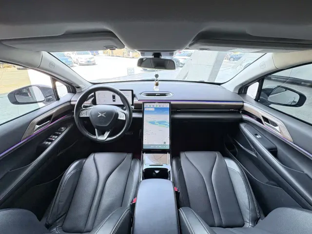Xpeng P5 — Фото автомобиля 5