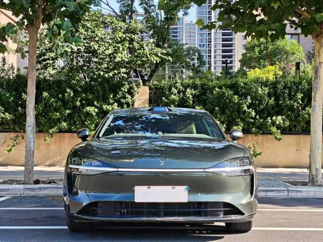 Stelato S9T — Фото автомобиля 3