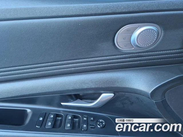Hyundai Avante CN7 — Фото автомобиля 14
