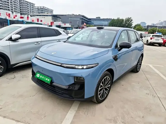Фотография автомобиля — Leapmotor B10