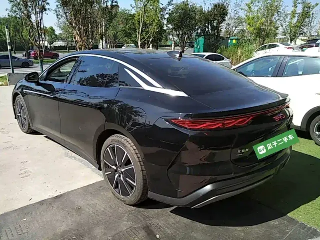 BYD Han L — Фото автомобиля 4
