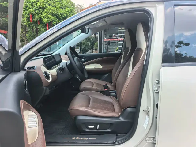 Wuling Bingo — Фото автомобиля 7