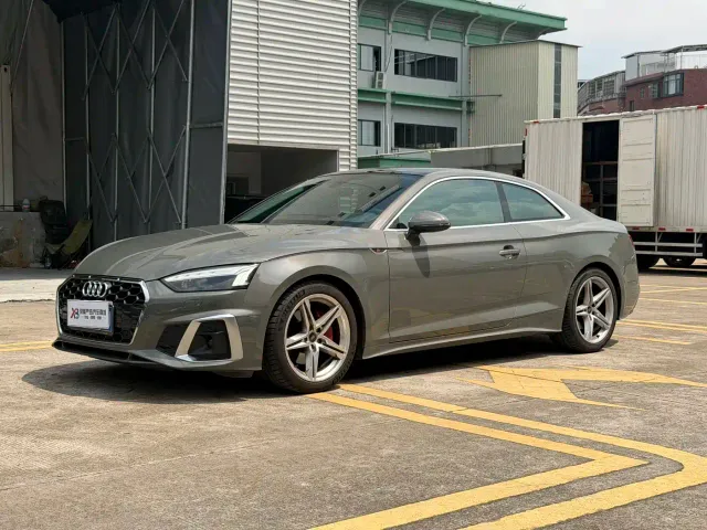 Фотография автомобиля — Audi A5