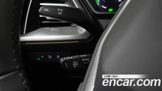 Audi Q4 e-tron — Фото автомобиля 24