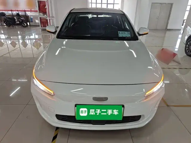 Geely Geometry A — Фото автомобиля 2