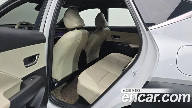 Hyundai Kona SX2 — Фото автомобиля 11