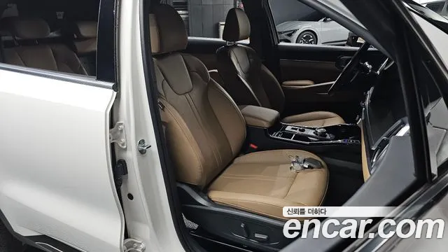 Kia Sorento Новый Sorento 4 поколение Бензин 2.5T 2WD — Фото автомобиля 25