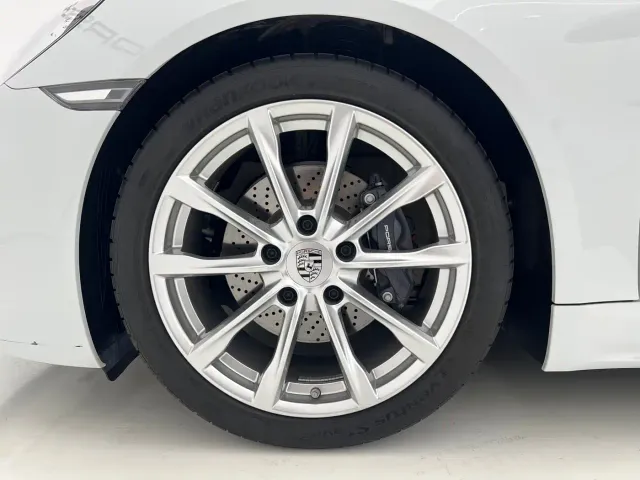 Porsche 718 — Фото автомобиля 8
