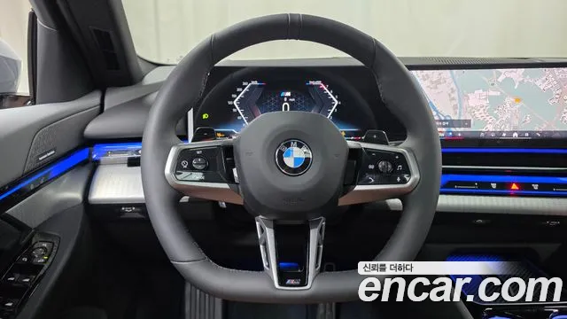 BMW 5-Series 5 серия (G60) 530i xDrive M Sport — Фото автомобиля 28