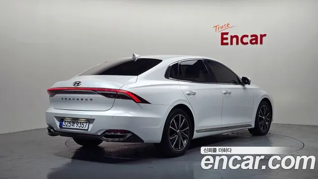 Hyundai Grandeur Новый Grandeur IG — Фото автомобиля 2
