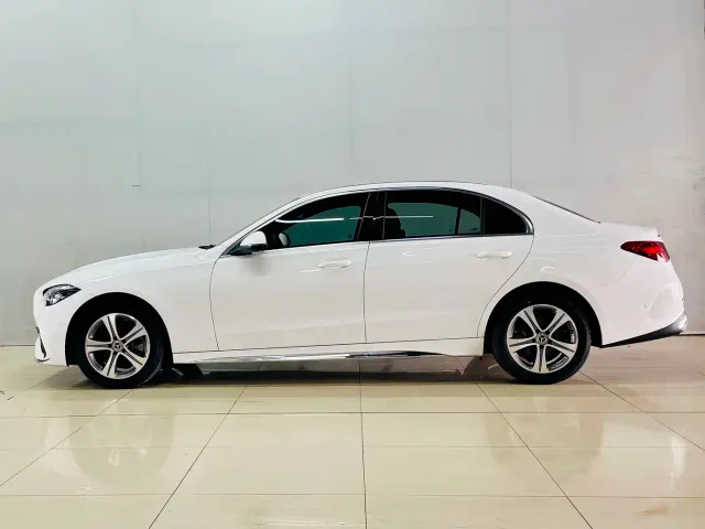 Mercedes-Benz C-Class — Фото автомобиля 6