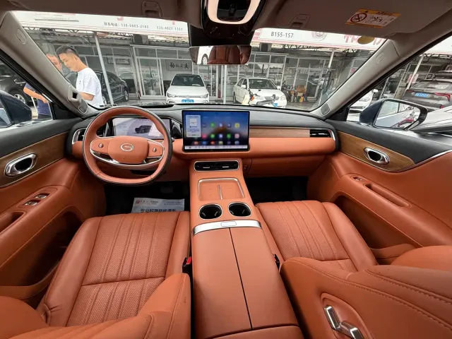 GAC Trumpchi Xiangwang S9 — Фото автомобиля 10