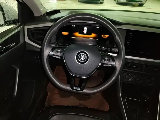 Volkswagen Polo 2023 Plus 1.5L Automatic Panorama Enjoyment Edition — Фото автомобиля 10