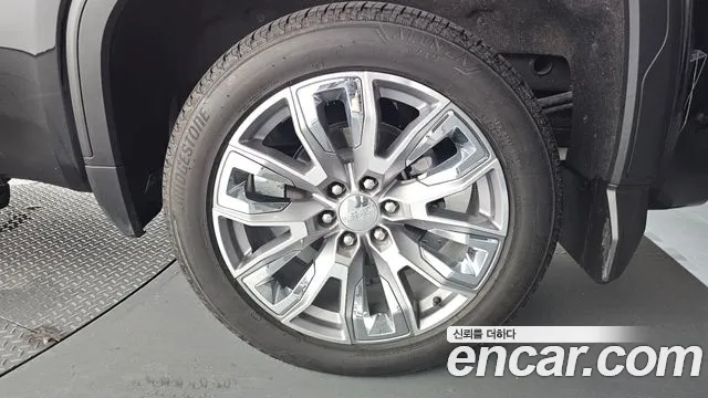 GMC Sierra — Фото автомобиля 17