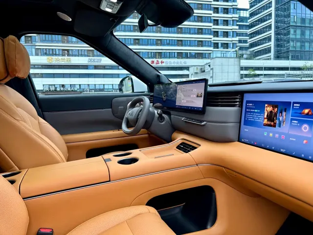 IM Motors LS8 — Фото автомобиля 10