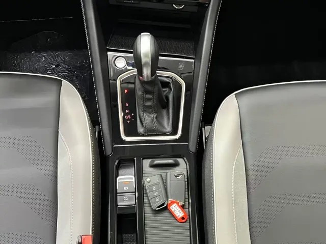 Jetta VS7 — Фото автомобиля 12