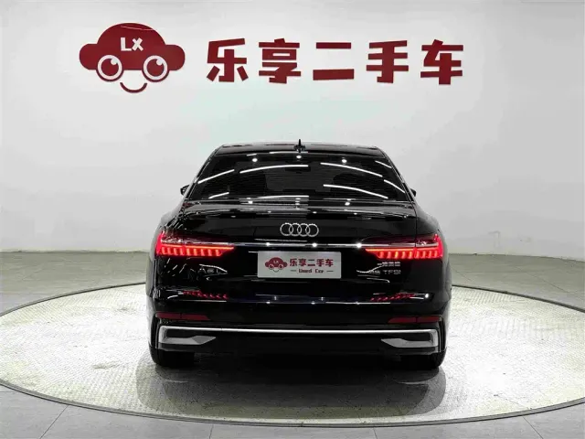 Audi A6L — Фото автомобиля 4