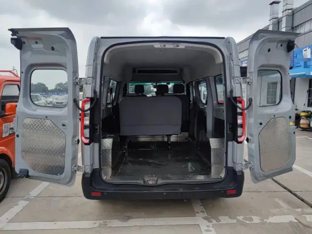 Farizon Super VAN — Фото автомобиля 18