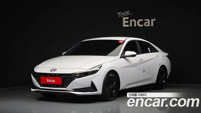 Фотография автомобиля — Hyundai Avante CN7