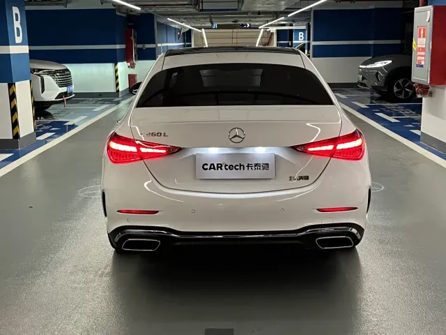 Mercedes-Benz C-Class — Фото автомобиля 8