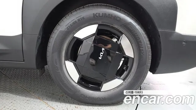 Kia PV5 — Фото автомобиля 6
