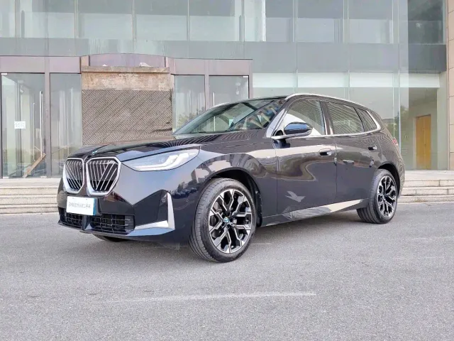 Фотография автомобиля — BMW X3
