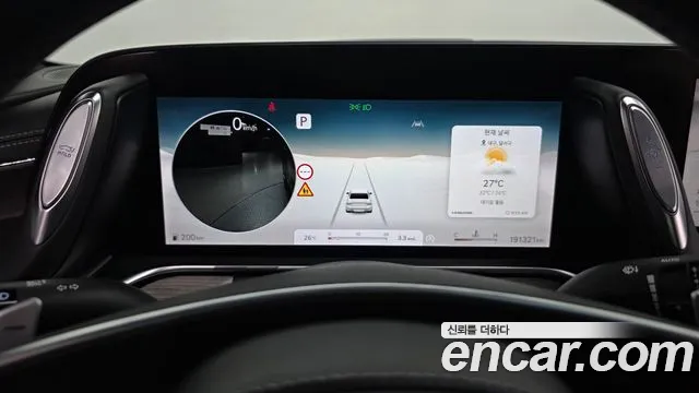 Genesis G90 Бензин 3.5 турбо AWD — Фото автомобиля 8