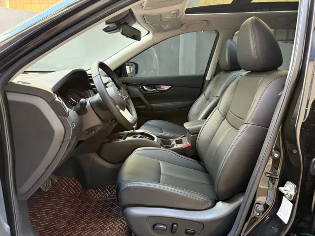 Nissan X-Trail — Фото автомобиля 9