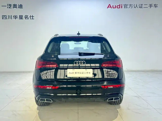 Audi Q5L — Фото автомобиля 5