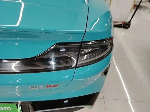 Xiaomi SU7 — Фото автомобиля 7